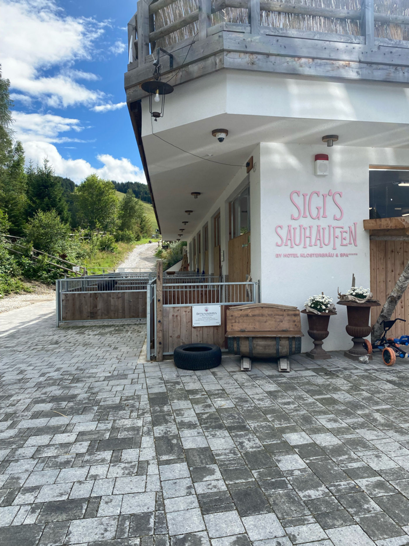 Sigi‘s Sauhaufen Streichelzoo & Bio-Bauernhof Seefeld