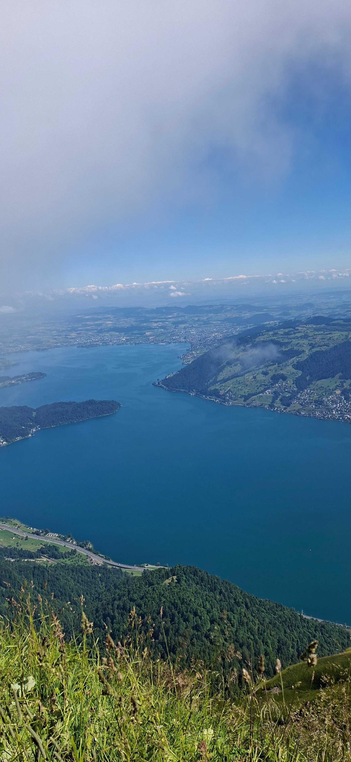 Unbeschreiblich schöner Ausblick auf den Vierwaldstättersee Rigi die Königin der Berge 