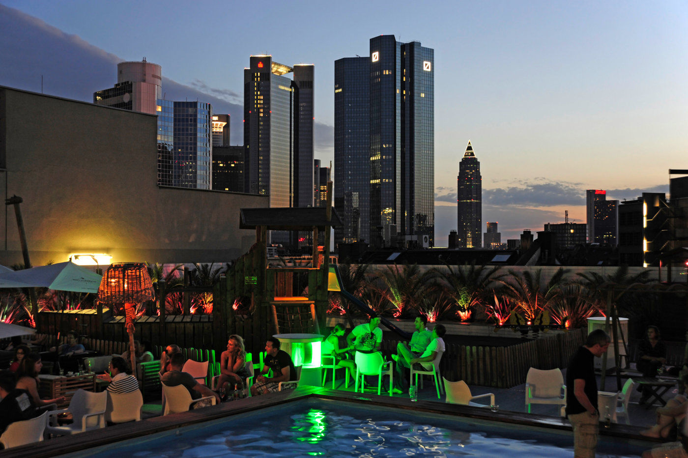 top-rooftopbars