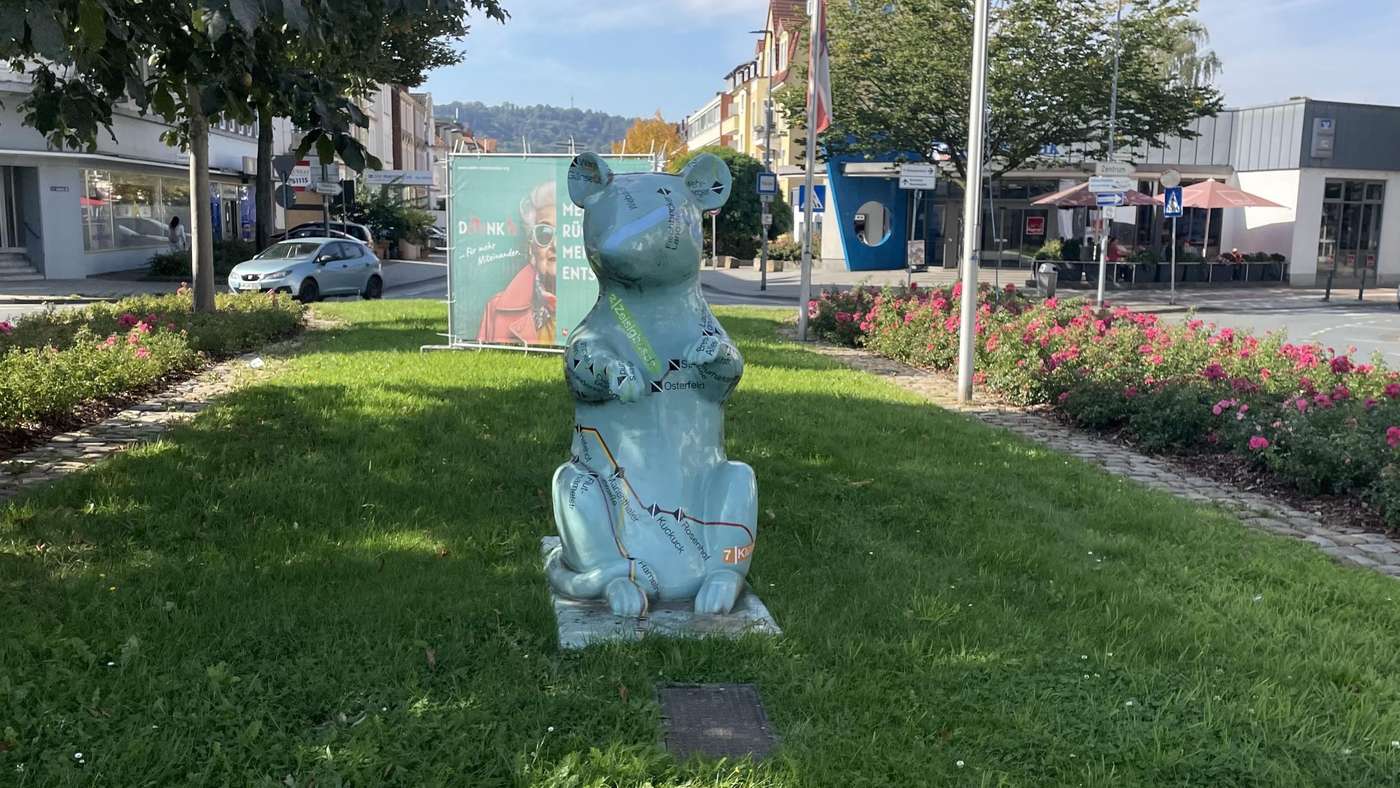 Rattenskulptur "Bus Ratte"