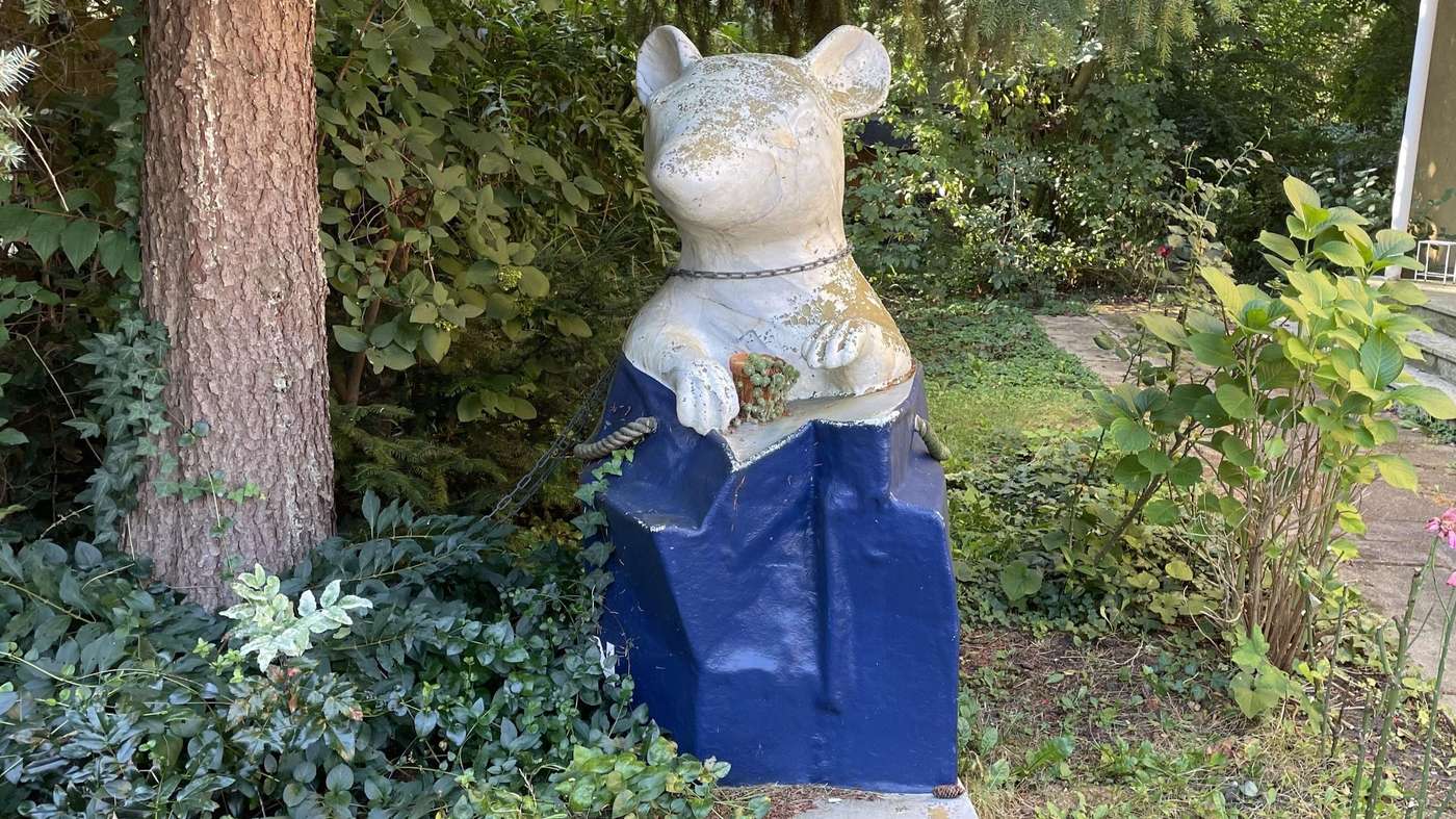 Rattenskulptur "Beutel Ratte"