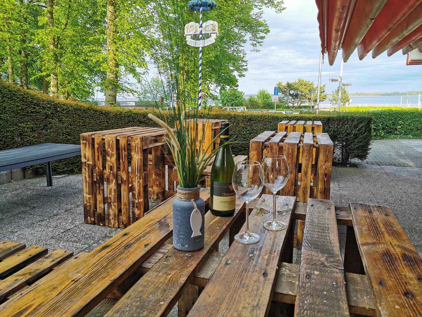 Ein Essen unter dem Blätterdach