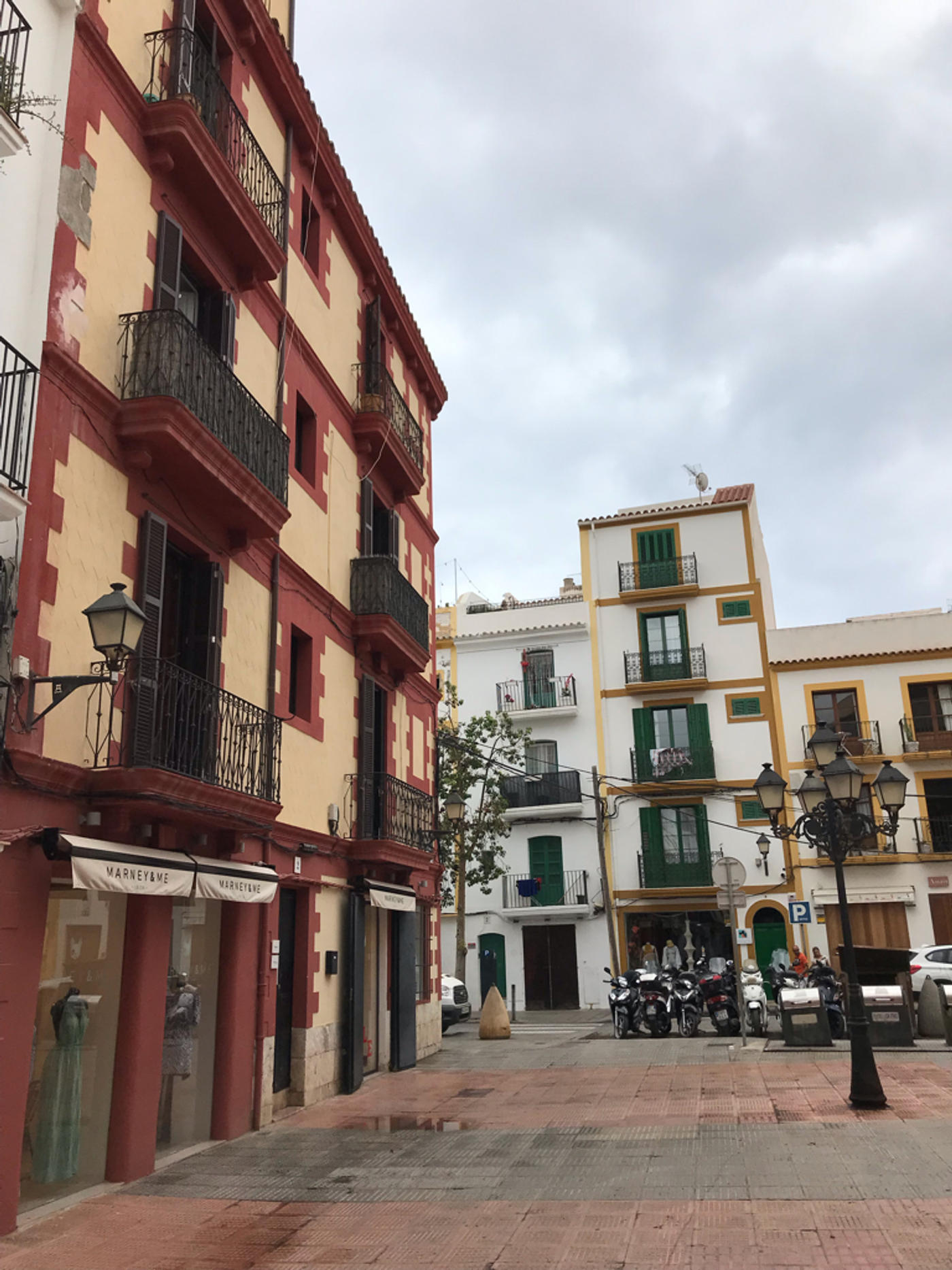 Ibiza Stadt und Piratenbootfahrt nach Formentera