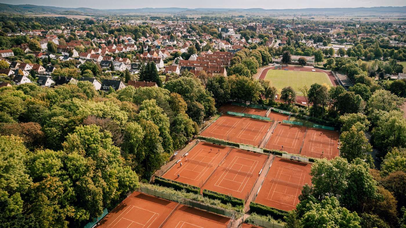 Tennis und Entspannung im Grünen