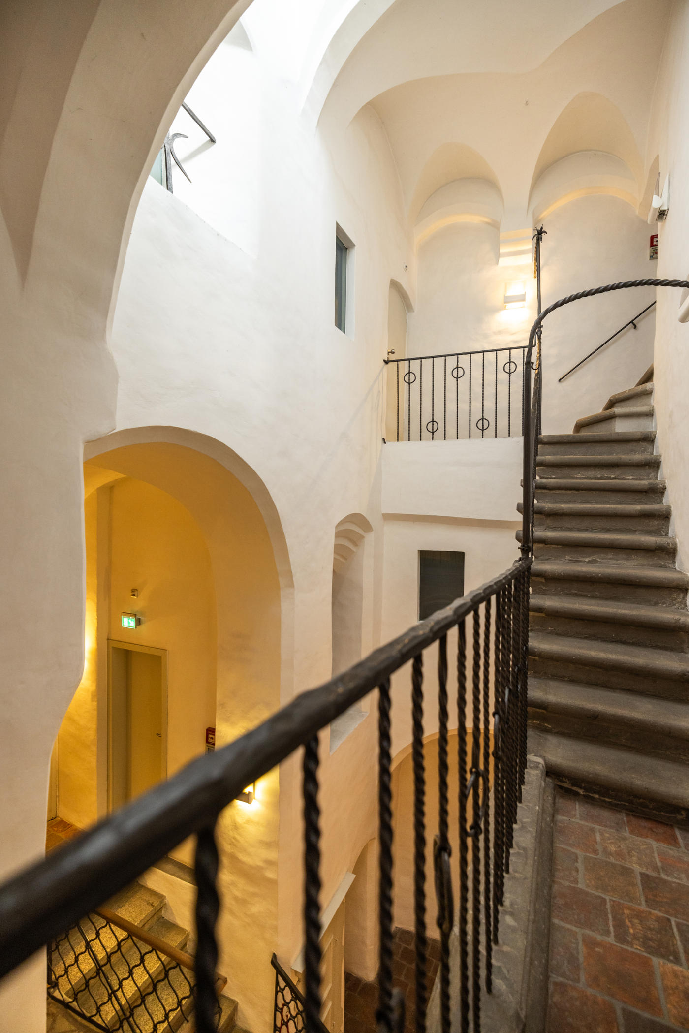 Bezaubernde Renaissance-Reliefs