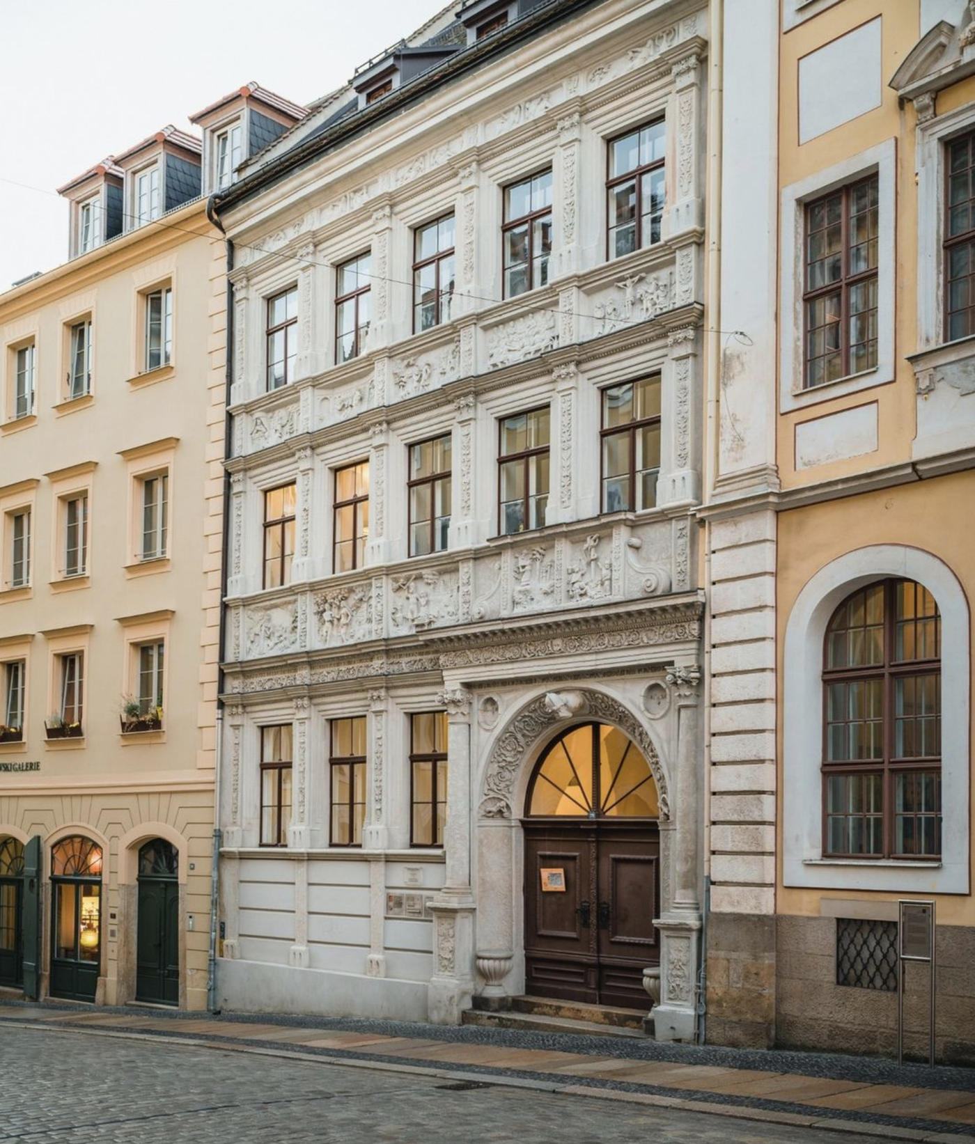 Bezaubernde Renaissance-Reliefs